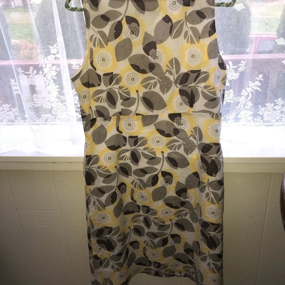 Green Sleeveless V-Neck Midi Sundress by Bianca Nygard . Size 8 - like new - Picture 5 of 8